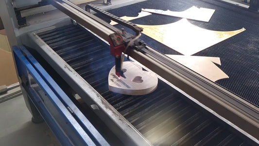 Custom Wooden Engagement Ring Platter – Heart Shape with Velvet Holder | WudCraft